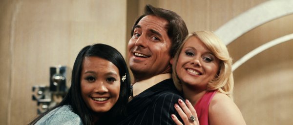 The Golden Shot with Bob Monkhouse, Wei Wei Wong and Anne Aston
