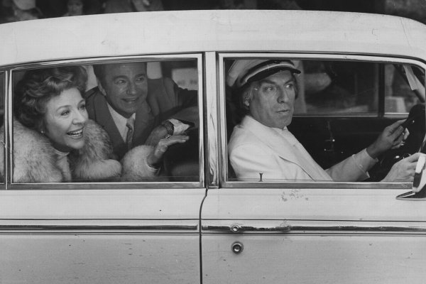 Larry Grayson in Crossroads