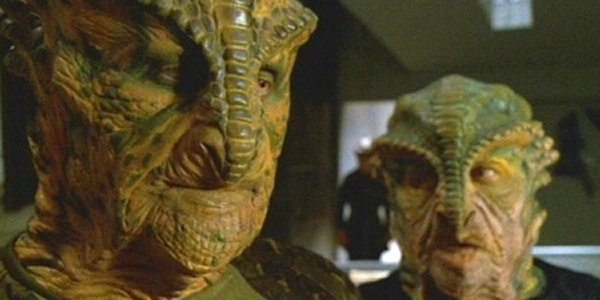 Star Trek Voyager - Distant Origin